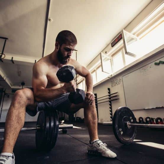 Verringerung des Verletzungsrisikos und der Gefahr von Muskelverspannungen beim Training mit Steroiden